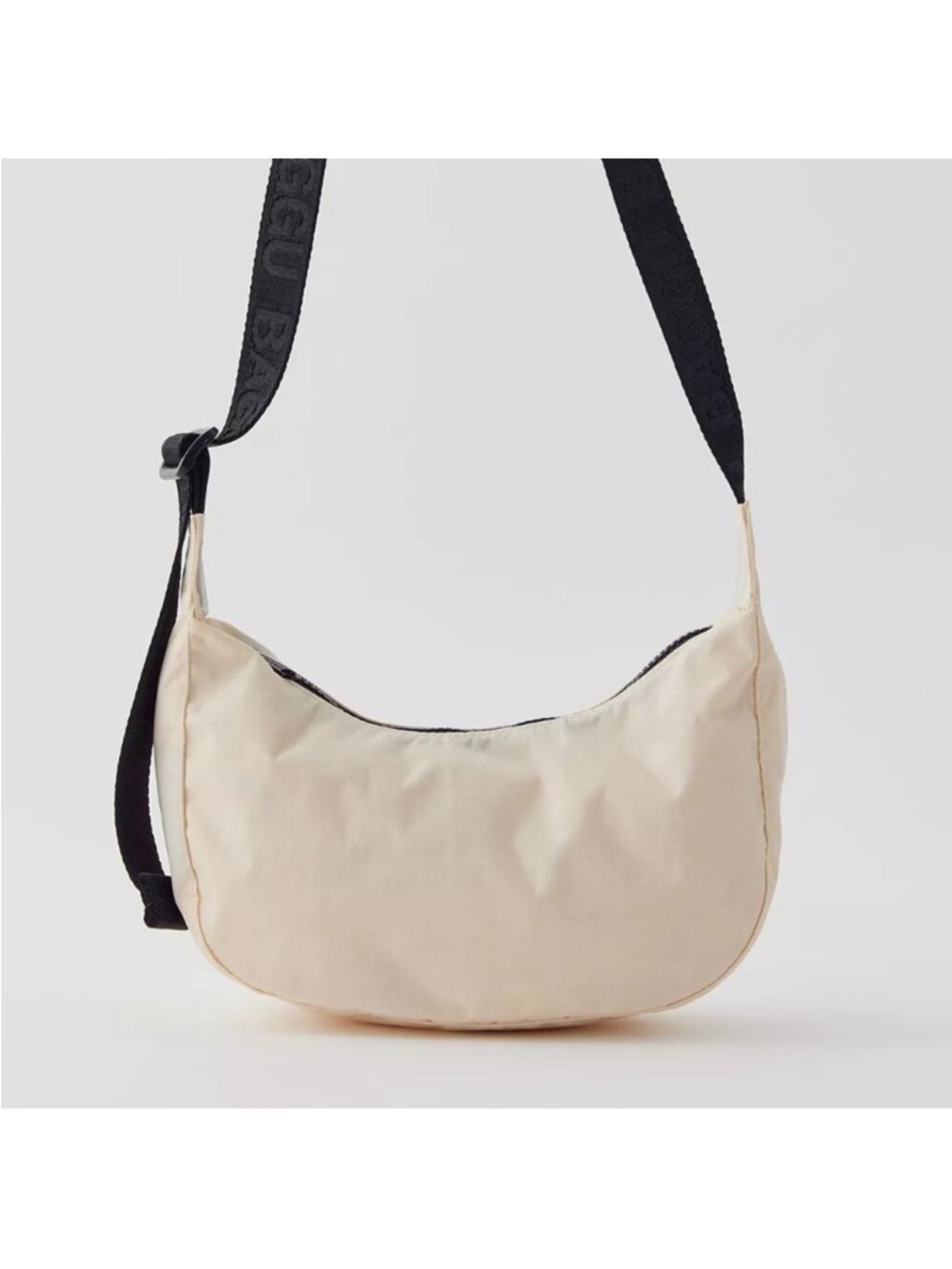 BAGGU ivory small crescent